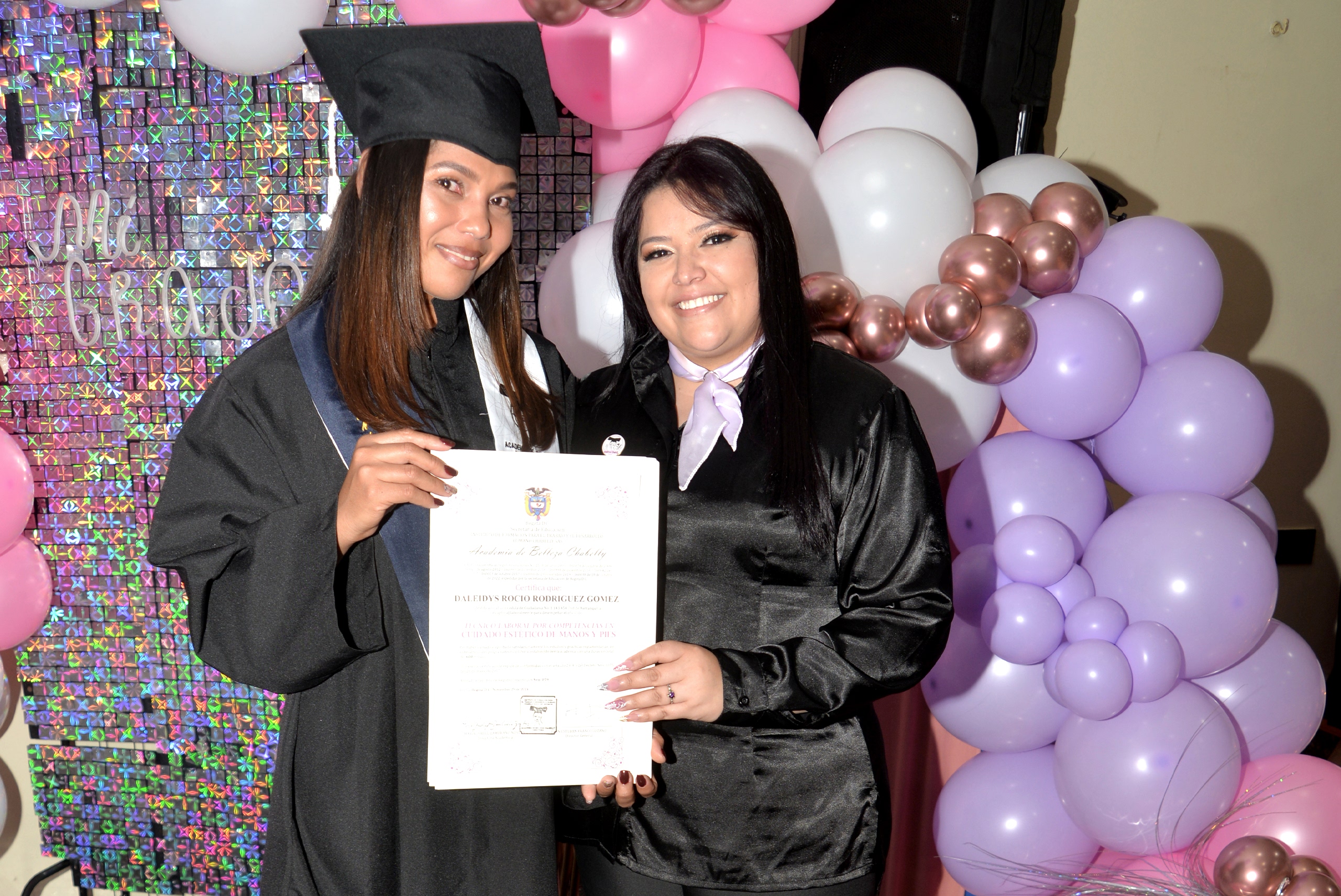 academia-chabelly-prom-2024-manos-rocio