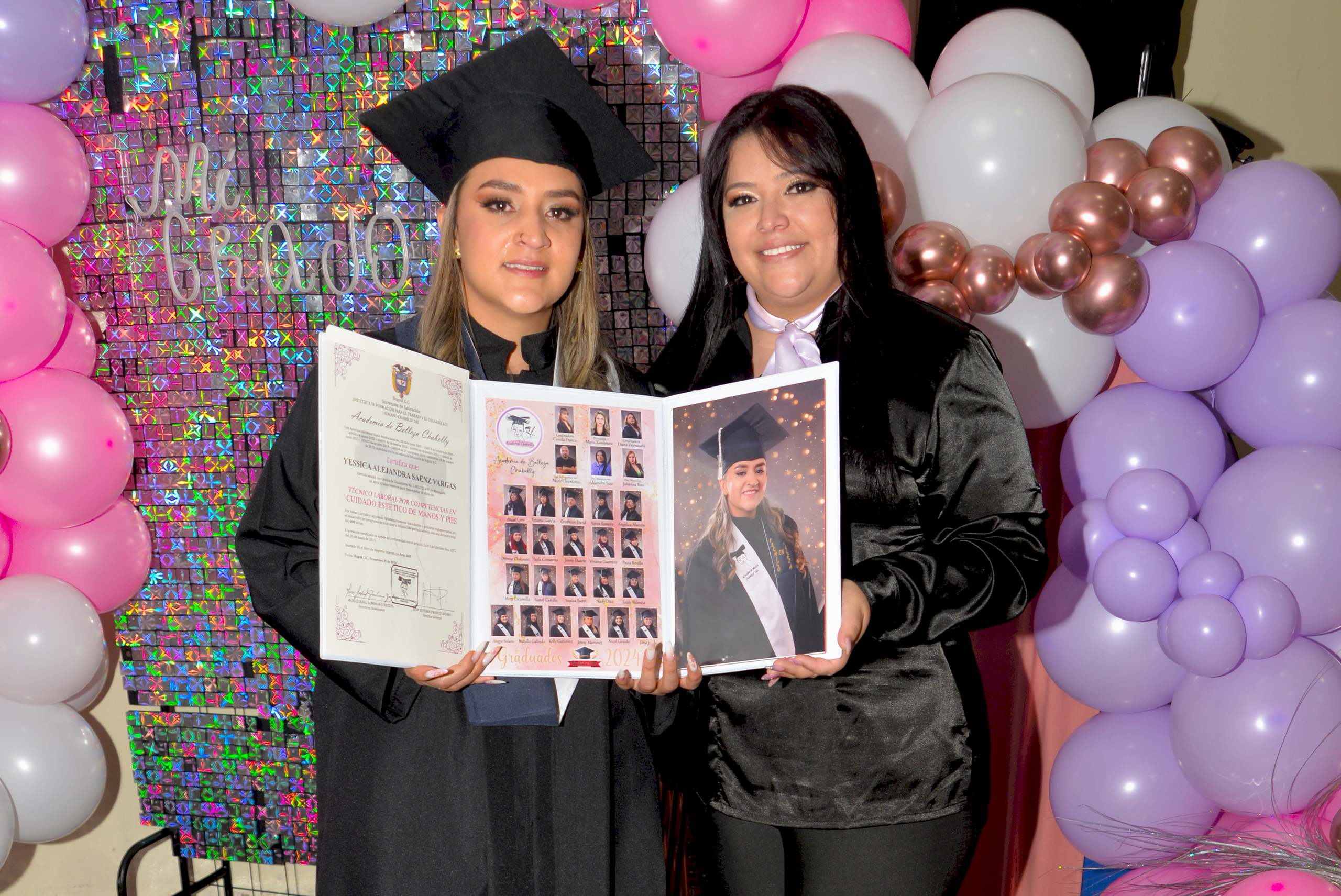 academia-chabelly-prom-2024-manos-yessica
